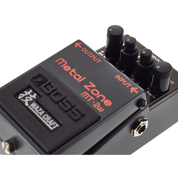 BOSS MT-2W Waza Metal Zone Distortion Pedalı