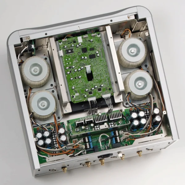 Esoteric K-01XD Super Audio CD / CD Çalar
