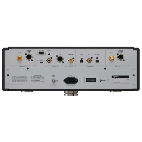 Esoteric K-05XD Super Audio CD / CD Çalar