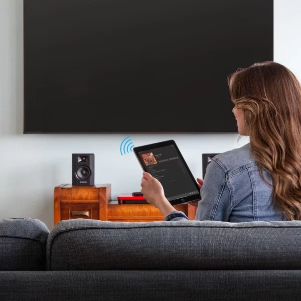 M-Audio BX4 BT - Bluetooth 5.0 2 x 25 Watt 4.5 Bluethooth 5.0 bağlantılı Masaüstü Monitör (Çift)