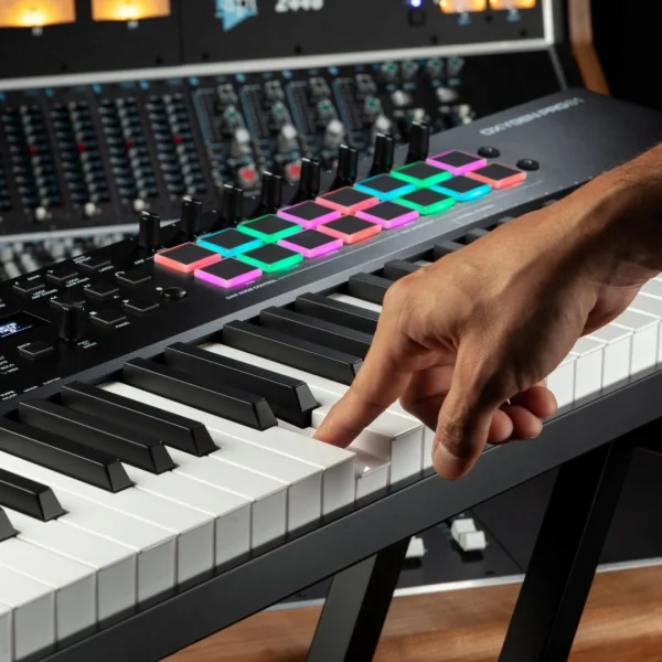 M-Audio Oxygen Pro 61 61 tuş, Yarı-ağır tuşe profesyonel USB/MIDI controller - Yeni nesil