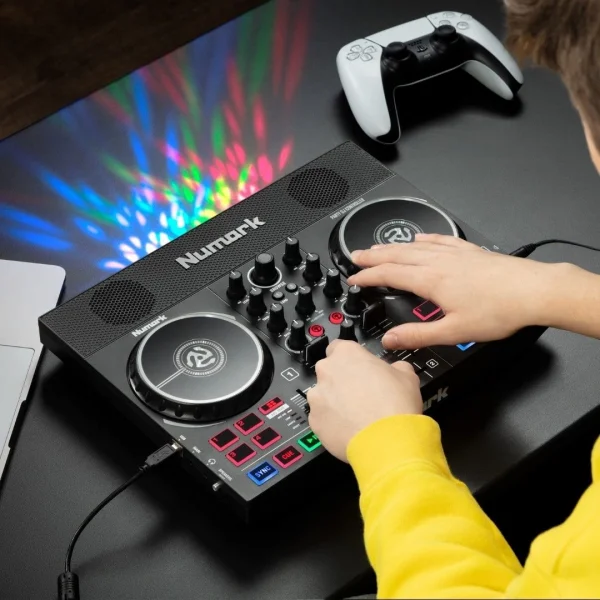 Numark Party Mix Live Bundle PartyMix Live ve HF-175 paketi