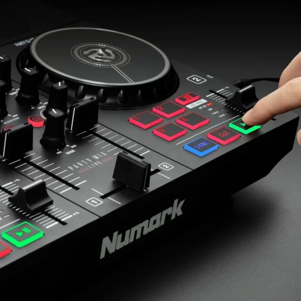 Numark Party Mix Live Bundle PartyMix Live ve HF-175 paketi