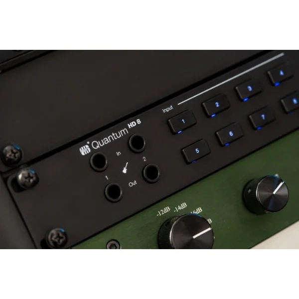 PreSonus Quantum HD 8 USB-C Ses Kartı 26 x 30