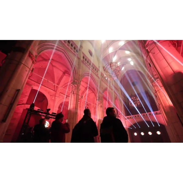 Prolights PanoramaIP AirBeam IP65 hybrid moving, Osram Sirius HRI 440W