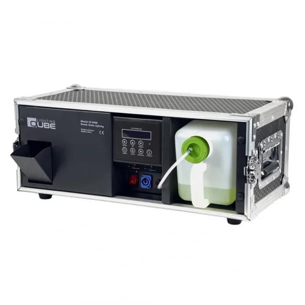 Qube Lighting SF008B 1600W Super Hazer Makinesi