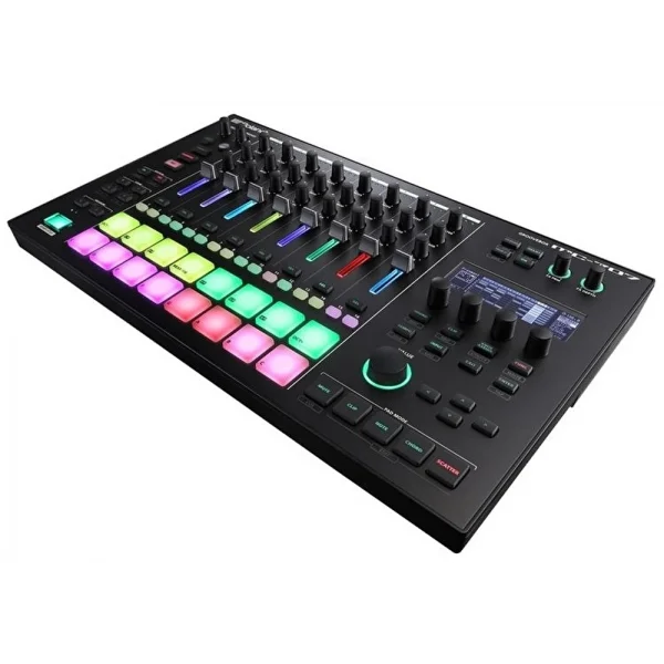 ROLAND MC-707 Aira 8-Track Groovebox