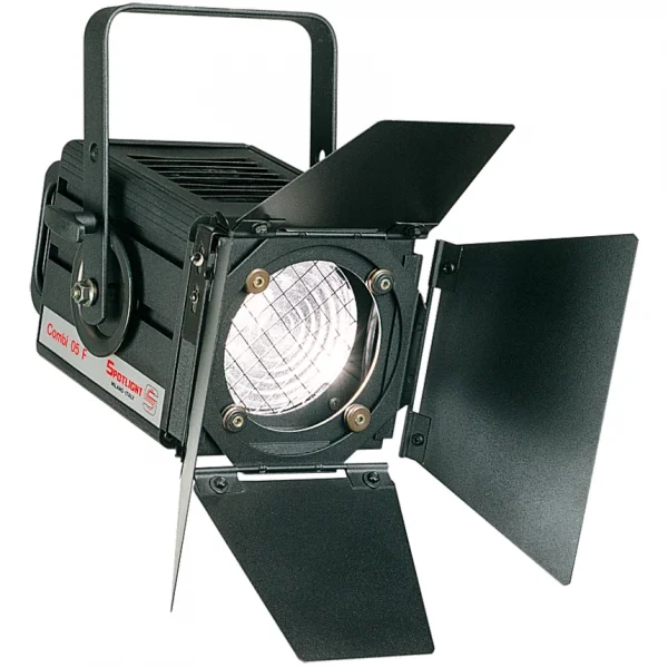 Spotlight COM-05 F 500 / 650W Fresnel Spot, 7˚ - 62˚