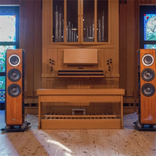 TAD Grand Evolation ONE TAD-GE1 WN Kule Hoparlör