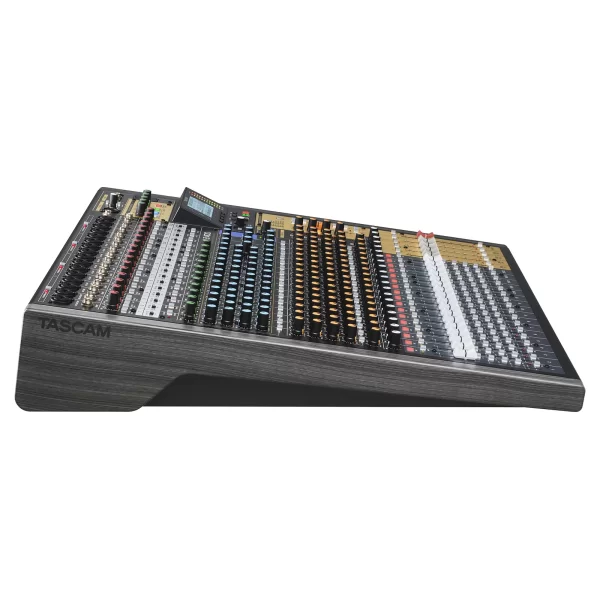Tascam MODEL 2400 24 Kanal Mastering Ses Kayıt Mikseri