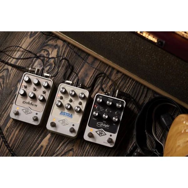 Universal Audio Astra Modulation Machine Pedal 50lerin Klasik Amerikan Tüplü Amplifikatörü