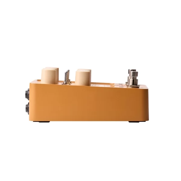 Universal Audio UAFX Enigmatic 82 Overdrive Special Amp Stereo Amp ve Cab Emülasyon Pedalı - 9 ünlü mic/speaker çifti ile birlikte