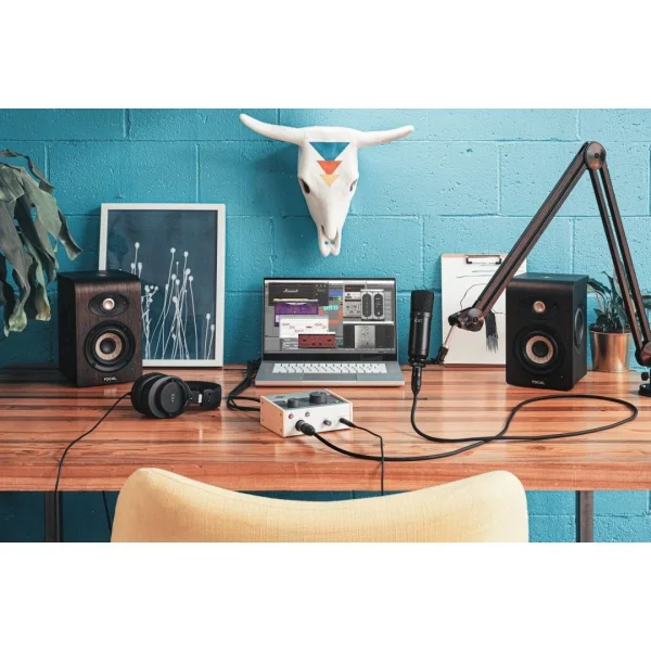 Universal Audio Volt 176 USB-C Ses Kartı, 1-Giriş / 2-Çıkış