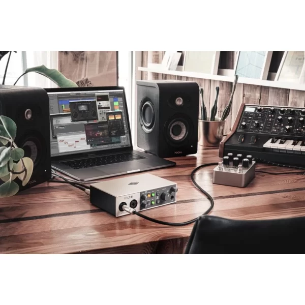 Universal Audio Volt 2 Yeni nesil 24-bit / 192 kHz, 2-Giriş / 2-Çıkış, 610 MicPre Modellemeli, USB-C Ses Kartı