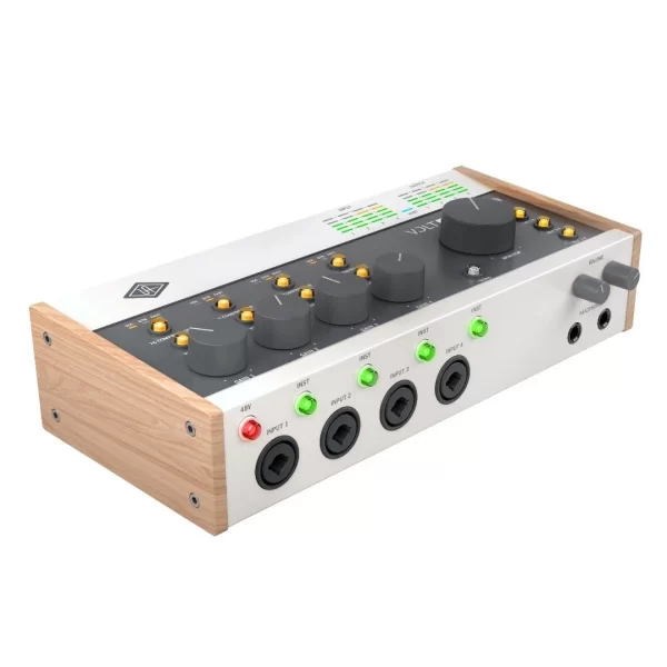 Universal Audio Volt 476P Yeni nesil 24-bit / 192 kHz, 4-Giriş / 4-Çıkış, 4 Mikrofon preamp, 610 MicPre ve 1176 Compressor Modellemeli, USB-C Ses Kartı