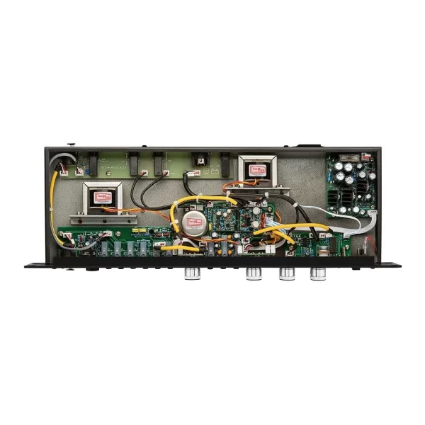Warm Audio TB12 TONE BEAST - Black Farklı Cinemag trasformatör seçimli, ton şekillendiren profesyonel mikrofon preamp - Siyah