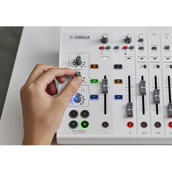 Yamaha AG08 8 Kanallı Yayın Mikseri (white)