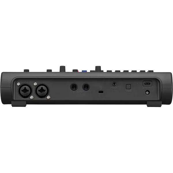 Zoom R12 MultiTrak Recorder (Touchscreen)