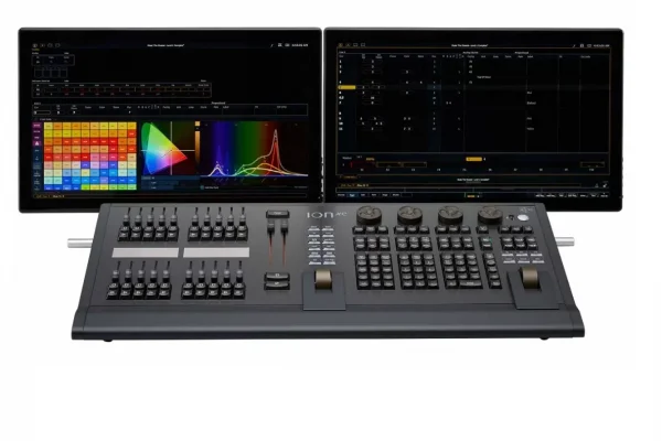 ETC ION XE 20-2K-EU Işık Kontrol Mikseri, 20 Fader, 2048 Kanal