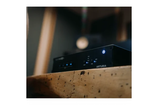 Arturia AudioFuse X8 OUT 8 Kanal ADAT / Analog Line dönüştürücü