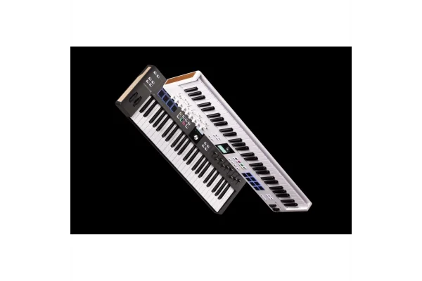 Arturia KeyLab Essential 61 mk3 - Alpine White 3.Nesil Akıllı MIDI Kontrolcü (61 Tuş) - Sınırlı Üretim Full Beyaz Tasarım