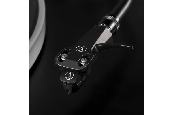 Audio Technica AT-LP 5X Direct Drive Pikap