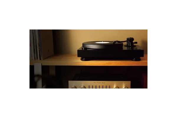 Audio Technica AT-LP 8X Direct Drive Pikap