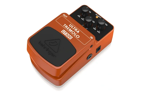 Behringer UT300 / Pedal