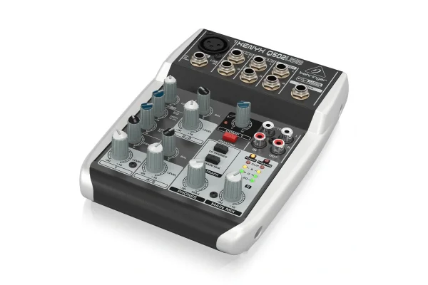 Behringer XENYX Q502usb 5 Kanal Usb Analog Mikser