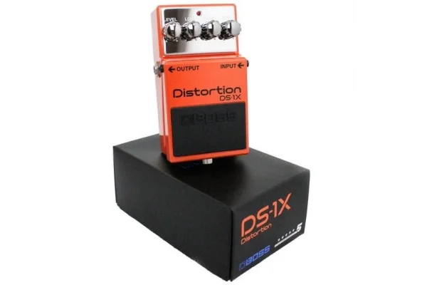 Boss DS-1X Distortion Compact Pedal