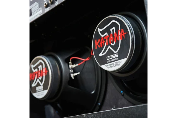 BOSS KTN-212 Gen 3 Katana 100W 2x12 Elektro Gitar Amfisi