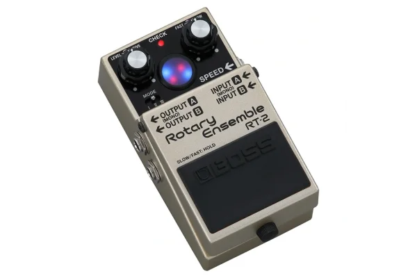 BOSS RT-2 Rotary Ensemble Gitar Efekt Pedalı
