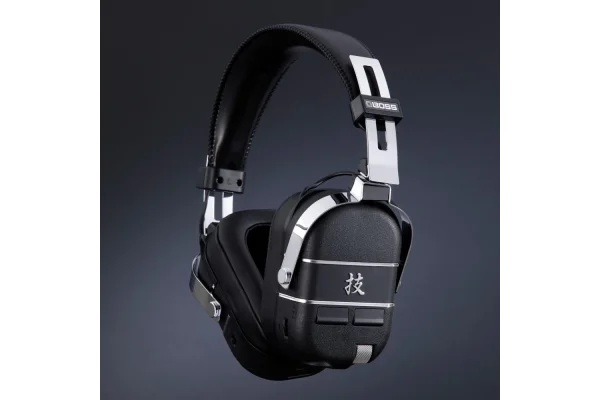 BOSS WAZA-AIR Waza Wireless Elektro Gitar Kulaklık Amfi