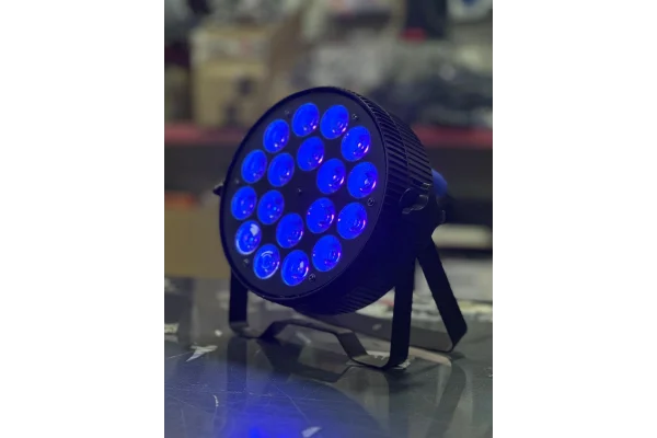 Flash Lighting SLIM PAR Spot 18x12W RGBWAUV 6in1 Led (F7100345)