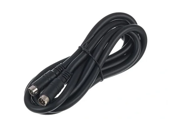 IK Multimedia iLoud Micro Monitor 4-Pin Link Kablosu (150cm/59)