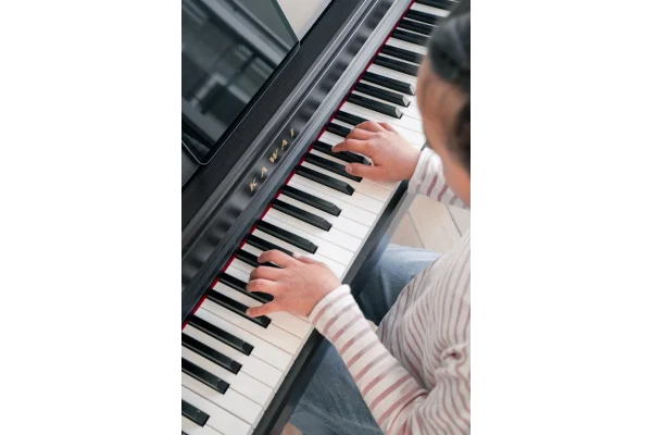 KAWAI CN201B Siyah Dijital Duvar Piyanosu (Tabure &  Kulaklık Hediyeli)