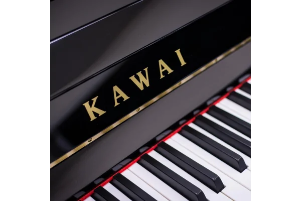 KAWAI K-500 M/PEP Parlak Siyah Duvar Piyanosu 130 cm