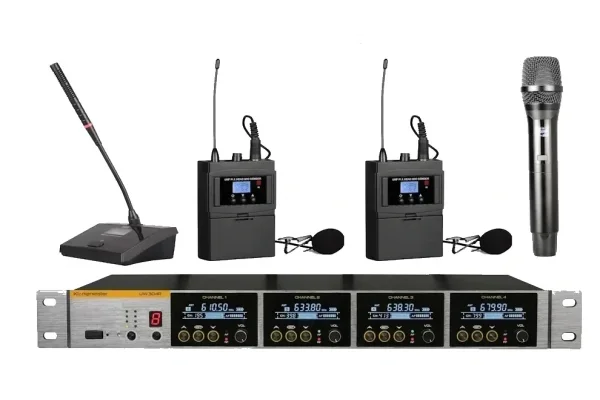 K.Meister UW-3410 4 Mikrofonlu Kablosuz Mix Set, 1 EL + 2 Yaka + 1 Kürsü