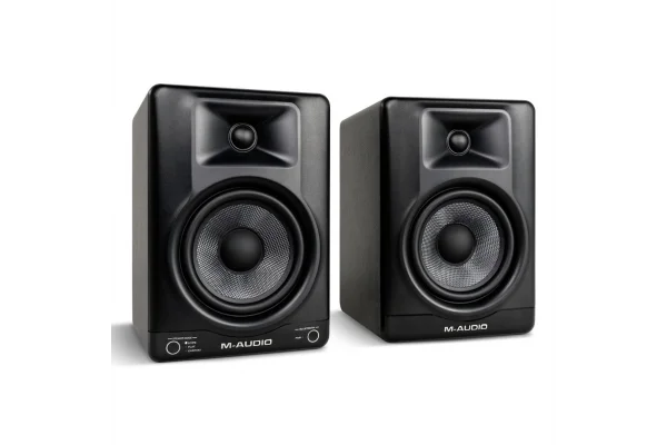 M-Audio BX5BT 5  DSP Destekli, Bluetooth bağlantılı, Applikasyon Kontrollü Amplifikatörlü Stüdyo Hoparlörleri (Çift)