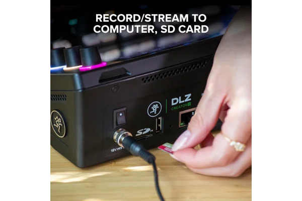 Mackie DLZ CREATOR-XS 6-Kanal Streaming/Podcasting Dijital Mikser