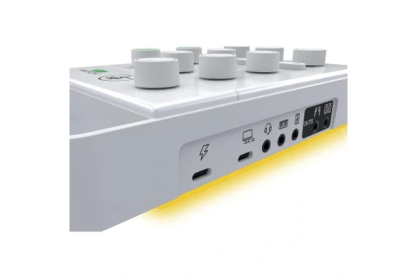 Mackie M-Caster Live Portatif Canlı Yayın Mikseri (Beyaz)