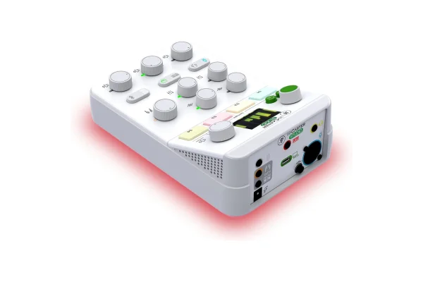 Mackie M-Caster Studio Portatif Canlı Yayın Mikseri (Beyaz)