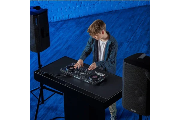 Numark NS4FX Yeni Nesil 4-Kanal, Renkli ekranlı Serato DJ kontroller