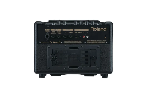 ROLAND AC-33 - 30W Şarjlı Akustik Enstrüman Amfisi