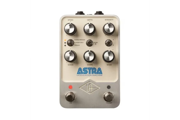 Universal Audio UAFX Astra Modulation Machine Pedal 50lerin Klasik Amerikan Tüplü Power Amfiü