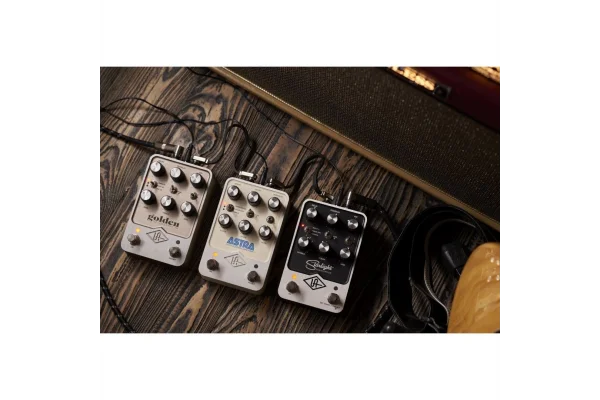 Universal Audio UAFX Astra Modulation Machine Pedal 50lerin Klasik Amerikan Tüplü Power Amfiü