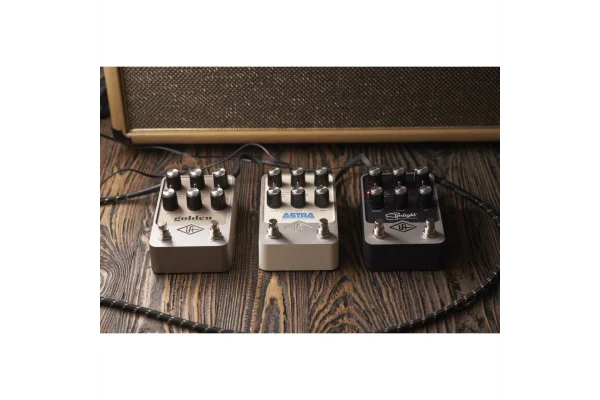 Universal Audio UAFX Astra Modulation Machine Pedal 50lerin Klasik Amerikan Tüplü Power Amfiü