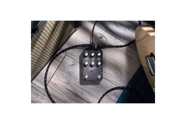 Universal Audio UAFX Dream 65 Reverb Amplifier Pedalı