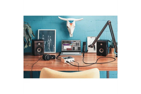 Universal Audio Volt 176 USB-C Ses Kartı, 1-Giriş / 2-Çıkış