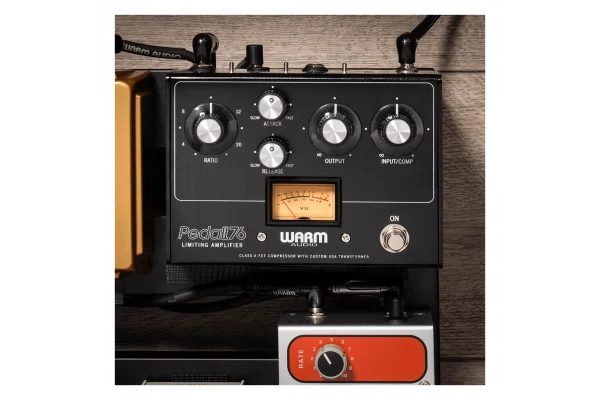 Warm Audio Pedal76 Full Analog Transformatör-Dengeli FET Compressor Pedalı